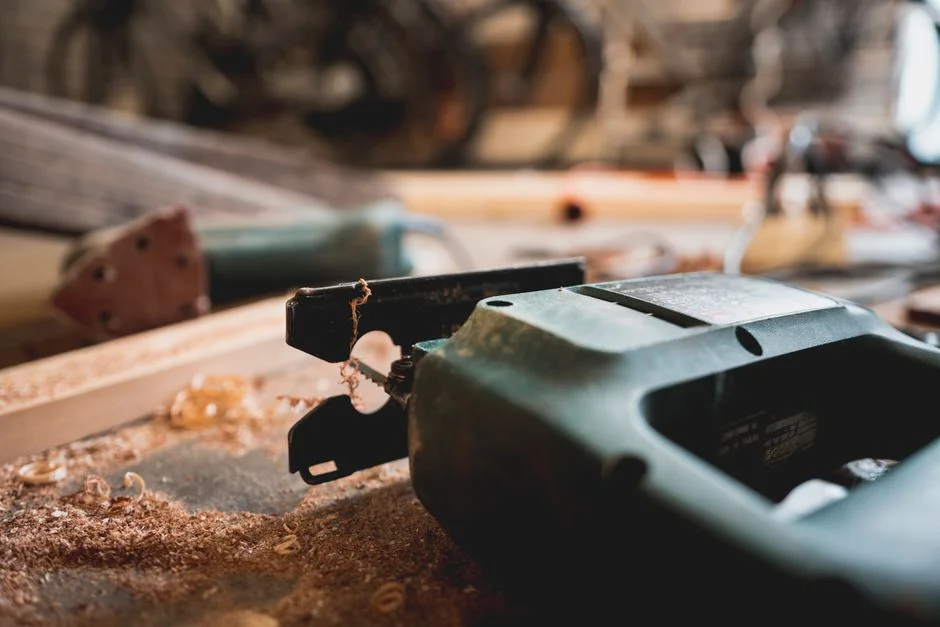 6 Best Heat Guns to Remove Paint: Top Picks Reviewed